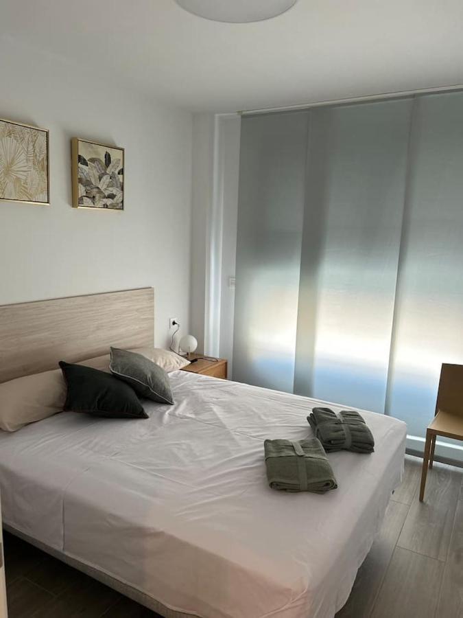 Apartamentos Breton 17 Suite Familiar Alicante Eksteriør billede