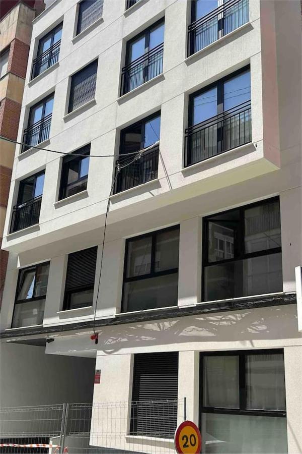 Apartamentos Breton 17 Suite Familiar Alicante Eksteriør billede