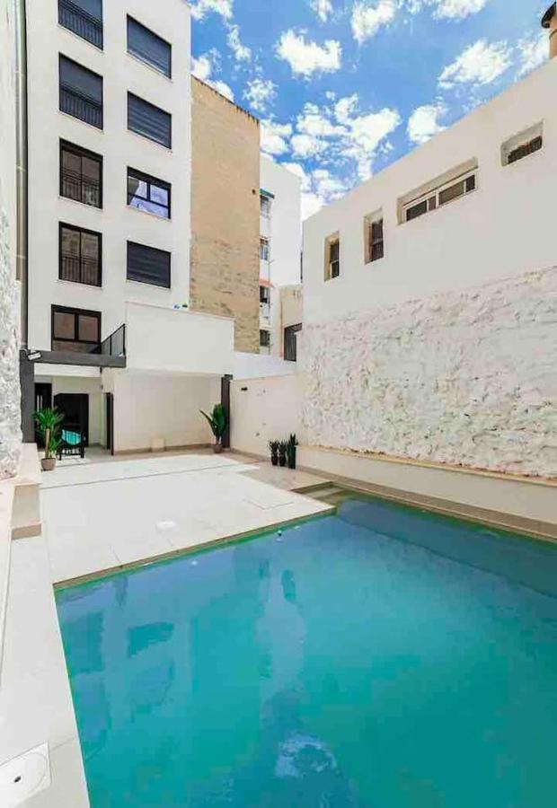 Apartamentos Breton 17 Suite Familiar Alicante Eksteriør billede
