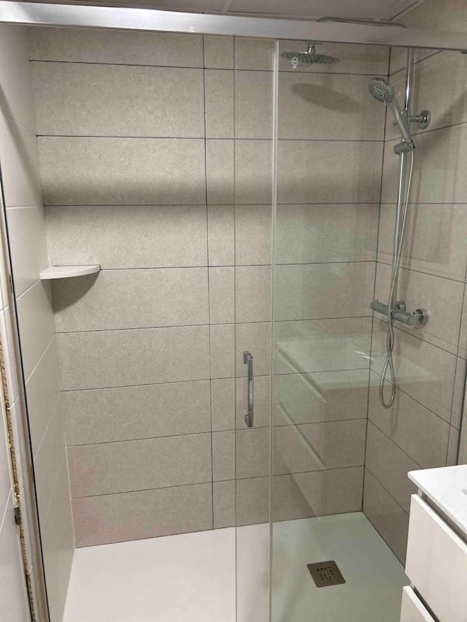 Apartamentos Breton 17 Suite Familiar Alicante Eksteriør billede